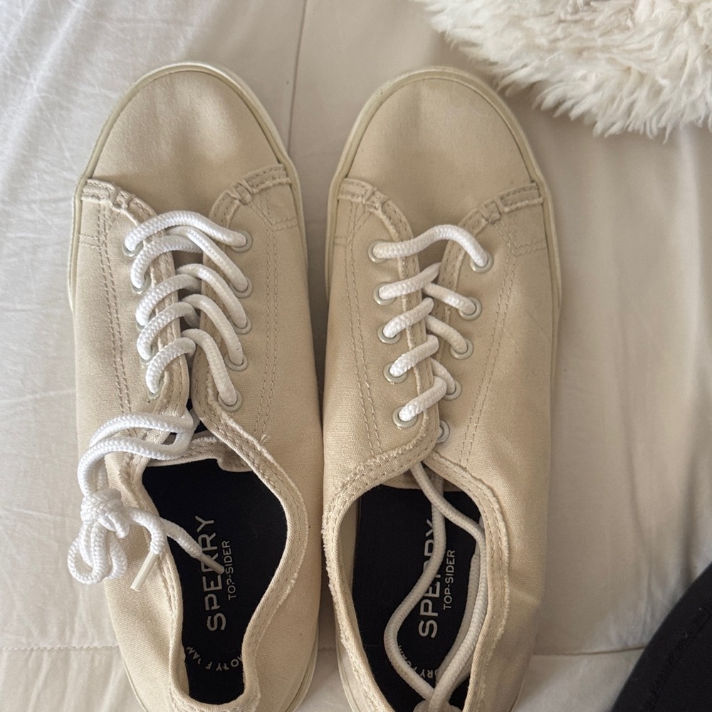Sperry Women's Beige Canvas Sneakers